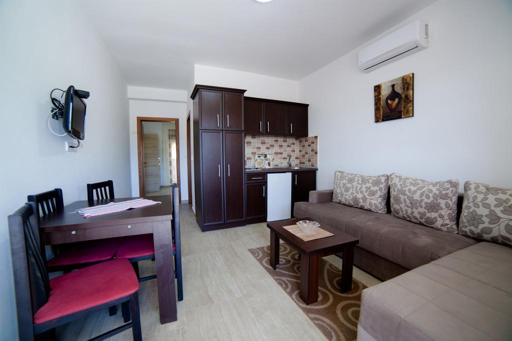 Kollari Apartments Ulcinj Esterno foto