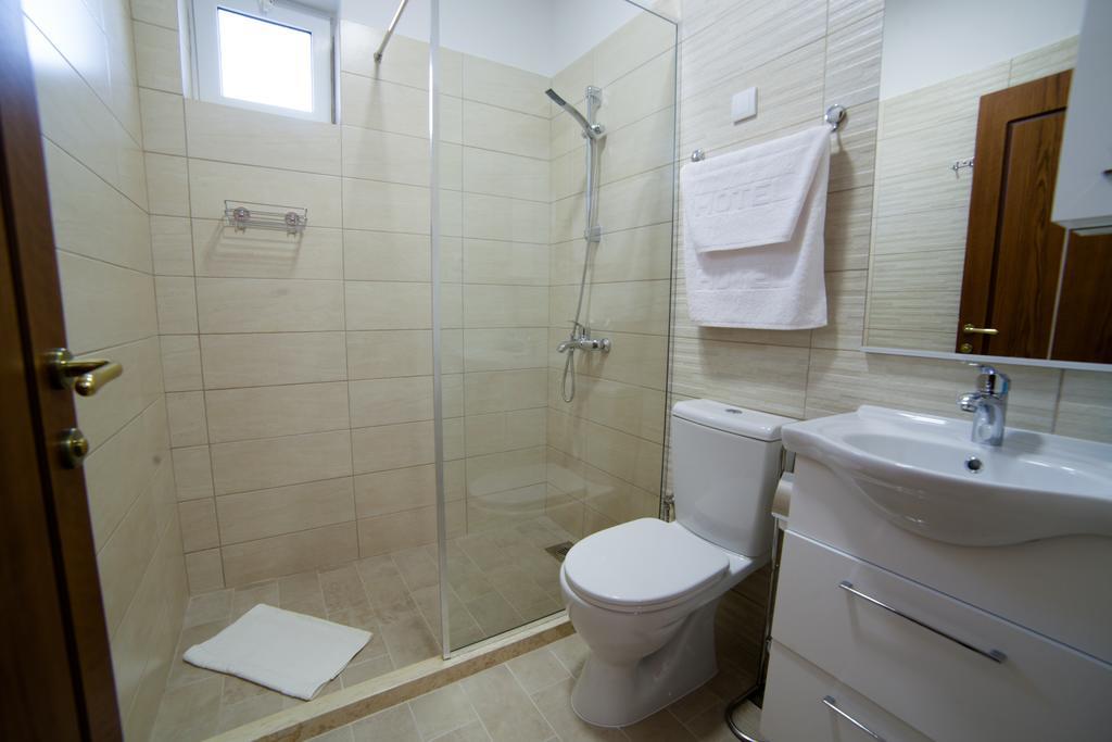 Kollari Apartments Ulcinj Esterno foto